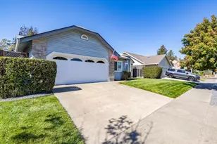 2179 Erika St, Santa Rosa, CA 95403 - Photo 2