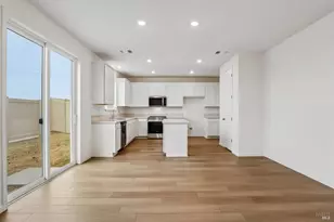 5884 Trailblaze Dr, Fairfield, CA 94533 - Photo 4