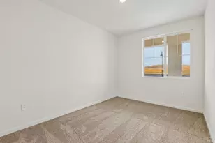 5876 Trailblaze Dr, Fairfield, CA 94533 - Photo 16