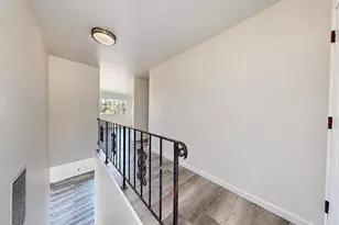 9515 Castlewood St, Oakland, CA 94605 - Photo 10