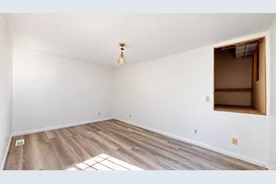 9515 Castlewood Street, Oakland, CA 94605 - Photo 36