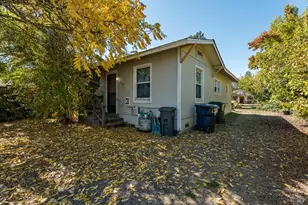 1124 Locust St, Willits, CA 95490 - Photo 1