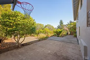 4 Longfellow Rd, Mill Valley, CA 94941 - Photo 34