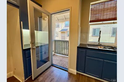 60 Almond Court, San Rafael, CA 94903 - Photo 4