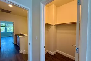 60 Almond Ct, San Rafael, CA 94903 - Photo 12