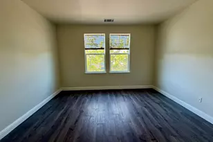 60 Almond Ct, San Rafael, CA 94903 - Photo 16