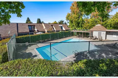 1990 Knolls Drive, Santa Rosa, CA 95405 - Photo 36