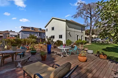 128 W F Street, Benicia, CA 94510 - Photo 28