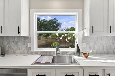 1051 Vassar Drive, Napa, CA 94558 - Photo 22