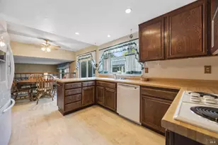 450 Masonic Ct, Vallejo, CA 94591 - Photo 6