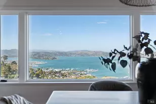 62 Cloud View Rd, Sausalito, CA 94965 - Photo 26