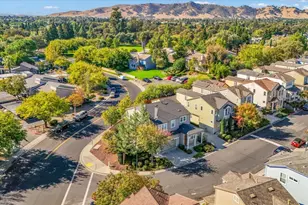 1000 Amber Ridge Lane, Vacaville, CA 95687 - Photo 48