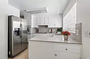 1312 Valle Vista Ave, Vallejo, CA 94589 - Photo 2