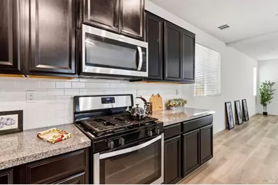 2351 Hanson Drive, Fairfield, CA 94533 - Photo 6