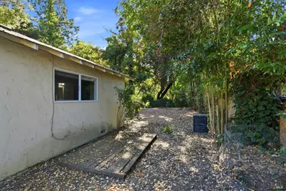 151 Glenwood Court, Santa Rosa, CA 95405 - Photo 36