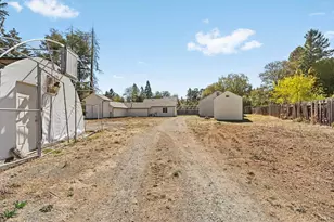 1041 Creek Side Ct, Laytonville, CA 95454 - Photo 10