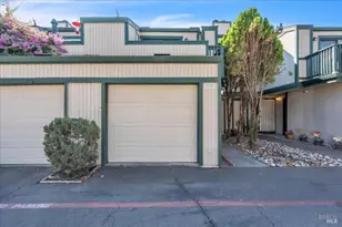 299 Shasta Dr, Vacaville, CA 95687 - Photo 1