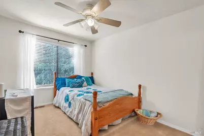 299 Shasta Drive #32, Vacaville, CA 95687 - Photo 14
