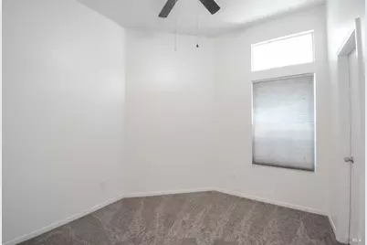 2050 Keel Court, Dixon, CA 95620 - Photo 14