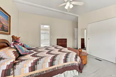 153 Stratford Way, Santa Rosa, CA 95401 - Photo 16