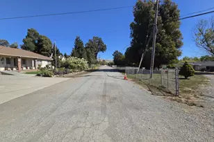101 Holcomb Ln, American Canyon, CA 94503 - Photo 16