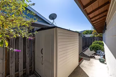 7619 Oak Leaf Drive, Santa Rosa, CA 95409 - Photo 16