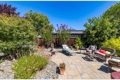 7619 Oak Leaf Drive, Santa Rosa, CA 95409 - Photo 8