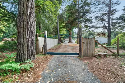 32601 Odom Lane, Fort Bragg, CA 95437 - Photo 2