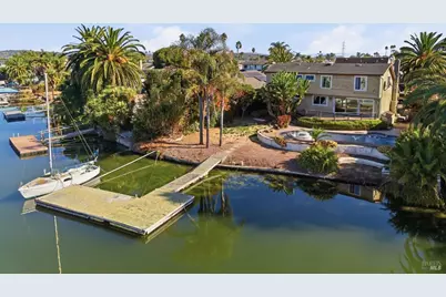 36 Del Oro Lagoon, Novato, CA 94949 - Photo 1