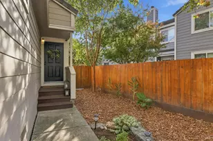 1737 Madeira Cir, Petaluma, CA 94954 - Photo 2
