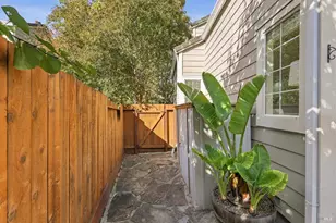 1737 Madeira Cir, Petaluma, CA 94954 - Photo 42