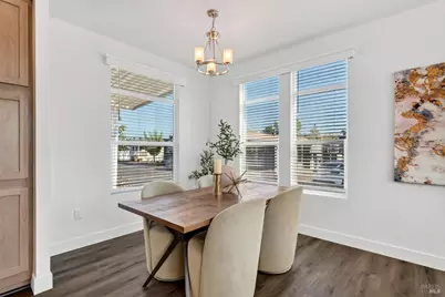 770 Lincoln Avenue #8, Napa, CA 94558 - Photo 2