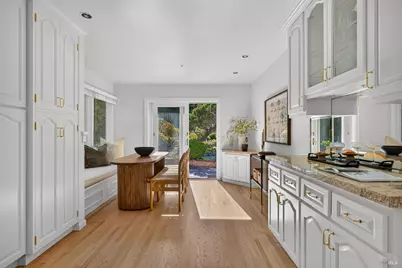 323 San Rafael Avenue, Belvedere, CA 94920 - Photo 10