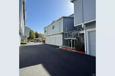 1850 Blossom Avenue #203, Fairfield, CA 94533 - Photo 2