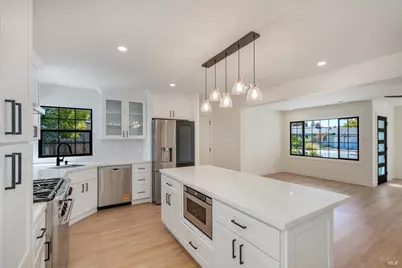 2112 Berkeley Drive, Santa Rosa, CA 95401 - Photo 14