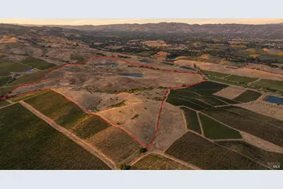 1002 Henry Road, Napa, CA 94559 - Photo 2