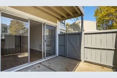 900 Southampton Road #139, Benicia, CA 94510 - Photo 18