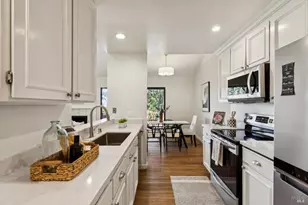 1056 Susan Way, Novato, CA 94947 - Photo 4