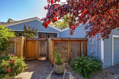 9200 Lakewood Drive, Windsor, CA 95492 - Photo 4