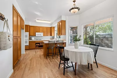 2088 Bock Street, Santa Rosa, CA 95403 - Photo 8