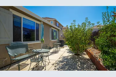 266 Lantana Drive, Vacaville, CA 95687 - Photo 16