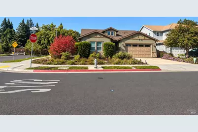 1125 La Pintura Lane, Napa, CA 94558 - Photo 2