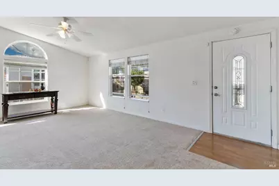 100 Lemon Tree Circle, Vacaville, CA 95687 - Photo 6