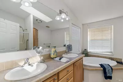 100 Lemon Tree Circle, Vacaville, CA 95687 - Photo 20