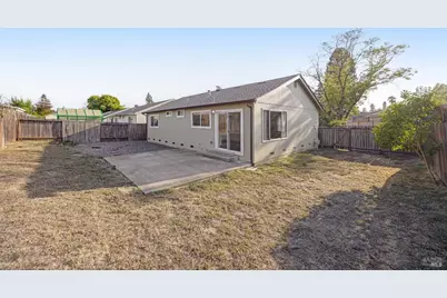 8528 Liman Way, Rohnert Park, CA 94928 - Photo 30
