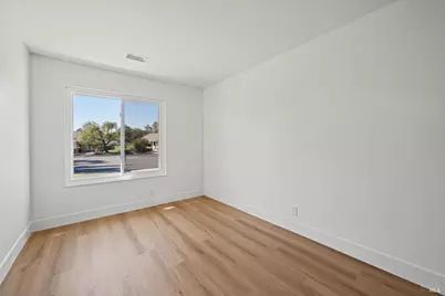 502 Bigler Court, Benicia, CA 94510 - Photo 32