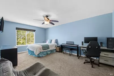 800 Westgate Drive, Vacaville, CA 95687 - Photo 48
