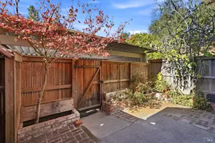 210 Albion Ct, Novato, CA 94947 - Photo 28