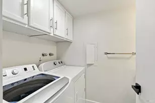 210 Albion Ct, Novato, CA 94947 - Photo 14