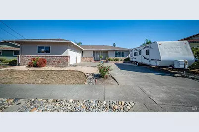 1605 Kelly Street, Santa Rosa, CA 95401 - Photo 2